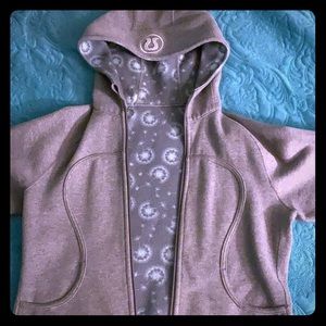 Lululemone scuba sweater worn once Reversible